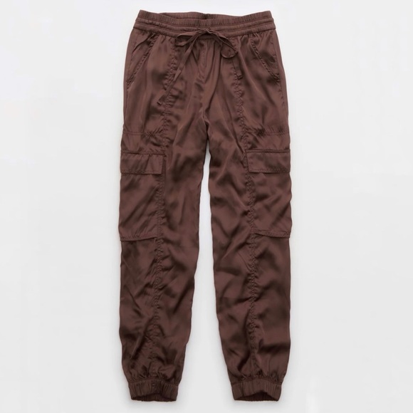 Aerie Brown Silky Satin lightweight Jogger Pants with Cargo Pockets Sz Med - Picture 4 of 10